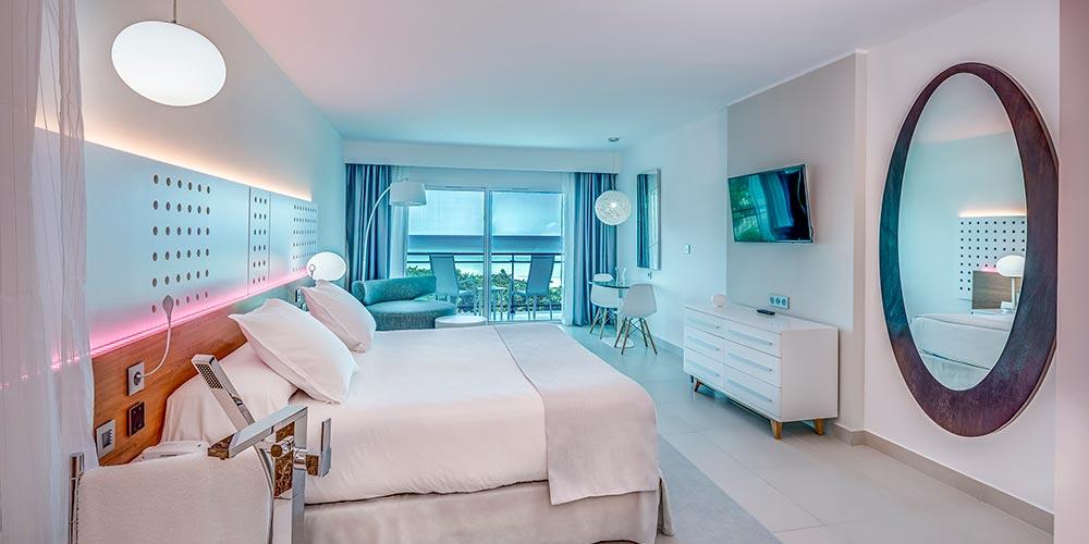 Junior Suite The Level Vista al Mar Solo Adultos